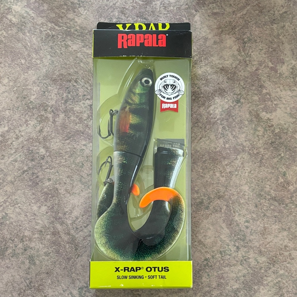 X-Rap Otus Live Perch Slow Sinking Lure - Black and Orange